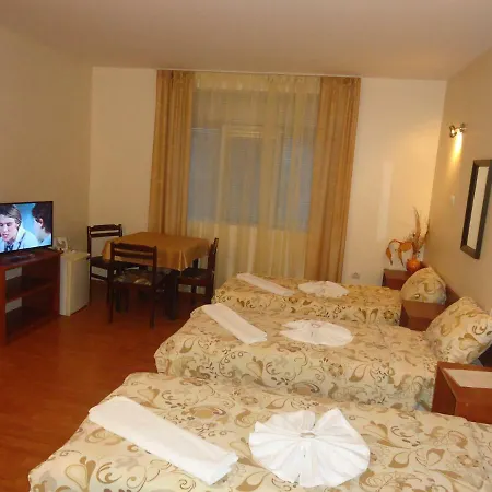 Matev Hotel 2*