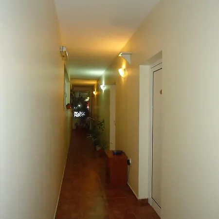 Hotel Matev 2*